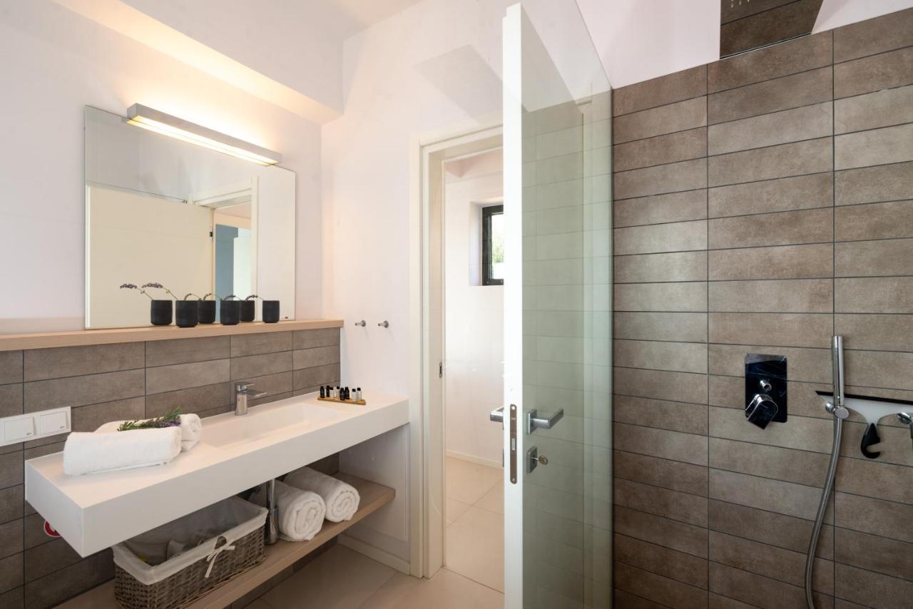 Myzen Villa Asana & Villa Kenshya Sívota Buitenkant foto